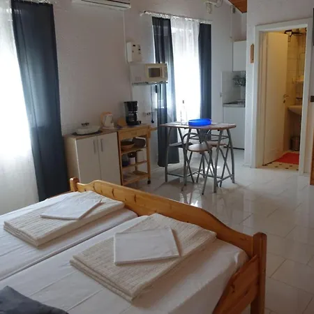 Apartment Kata Peaceful -